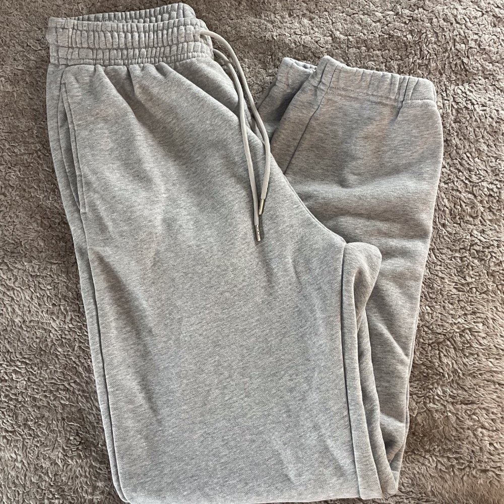 Uniqlo sweatpants